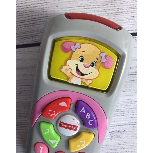 Fisher Price Laugh & Learn Sis Pink Remote - Picture 2 of 5
